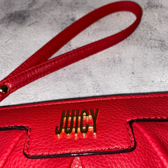 Red Juicy Couture Wristlet - Picture 4 of 6